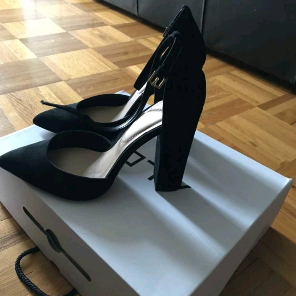 New ALDO Block Heel Pumps - Picture 6 of 6